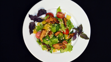 Photo of Салат с куриной грудкой и персиками